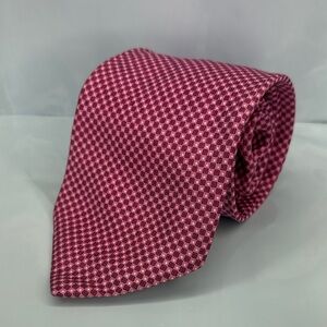 Brioni Pink Micro Square Grometric Handmade Italy Luxury Silk Neck Tie